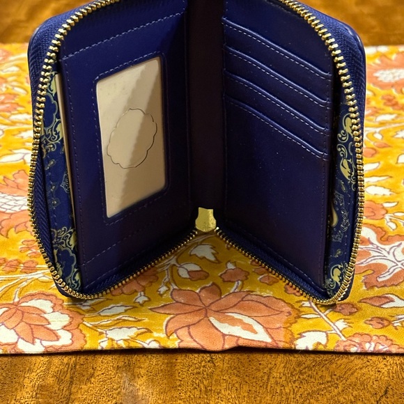 LOUNGEFLY DISNEY ALADDIN 30TH ANNIVERSARY ZIP AROUND WALLET - Picture 13 of 15